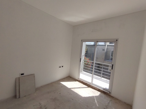 Imagen 24 de 30 de Ph Tipo Casa 4 Amb En Venta Ituzaingo C/cochera