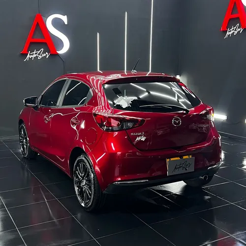 Mazda 2 1.5 Touring Carbon Edition At