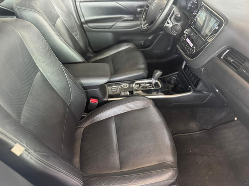 Mitsubishi Outlander 3.0 GT 4X4 V6 24V