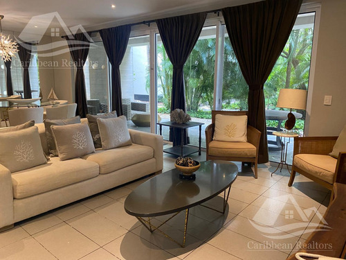 Departamento En Venta En Vaivén Del Mar, Playacar Fase 2