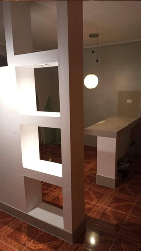 Imagen 4 de 10 de Habitación Con Cocina. En Santa Isabel De Villa, Chorrillos