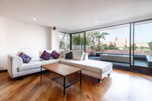 Apartamento En Arriendo En Los Rosales. Cod A22972