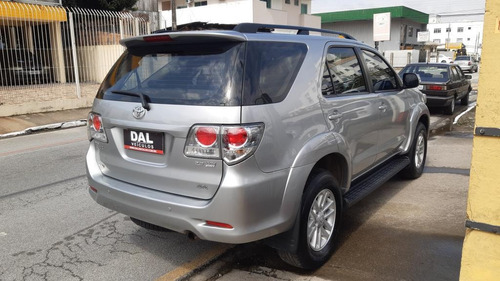 Imagem 6 de 10 de Hilux Sw4 Sr 4x2 2.7 2.7 Flex 16v Aut.