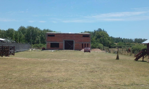 Hermosa Quinta En Levene, Cañuelas. A Terminar.
