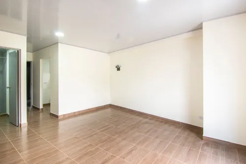 Edificio ( Local Y Apartamentos) En Venta