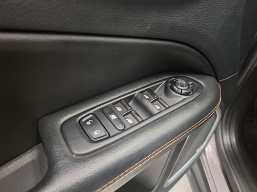 Jeep Compass 2.0 16V FLEX LONGITUDE AUTOMÁTICO