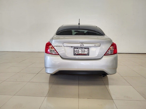 Imagen 5 de 14 de Nissan Versa Advance Ta