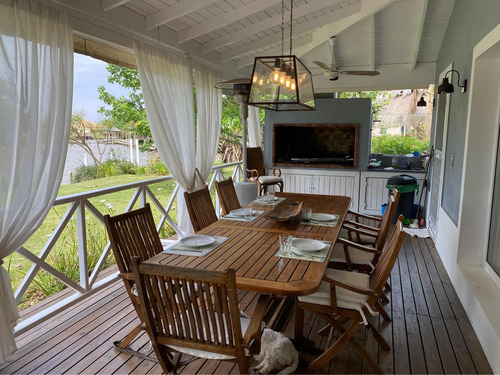 Casa En Alquiler Isla Del Este 3 Suites