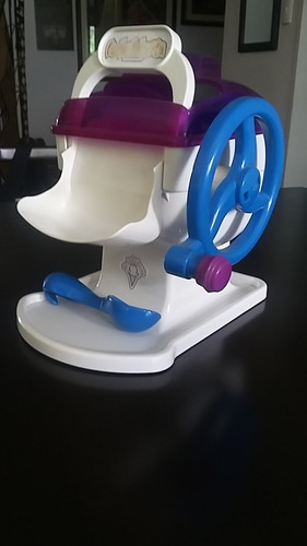 Imagen 3 de 5 de Heladería Kreisel Compacta