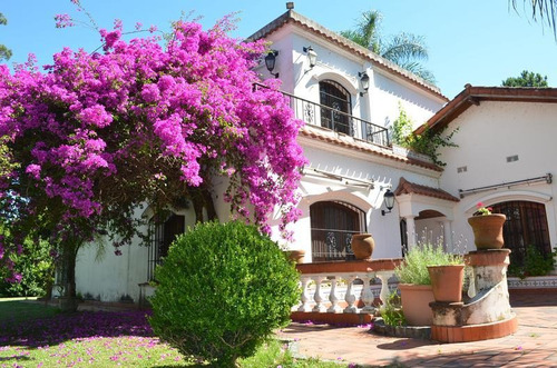 Imagen 2 de 30 de ¡retasada! Excelente Quinta Sobre La Barranca En El Cazador