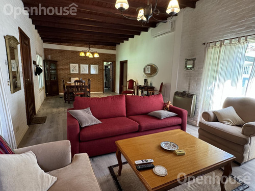 Venta Hermosa Casa En Altos Del Barranco Pilar Con 2 Casas