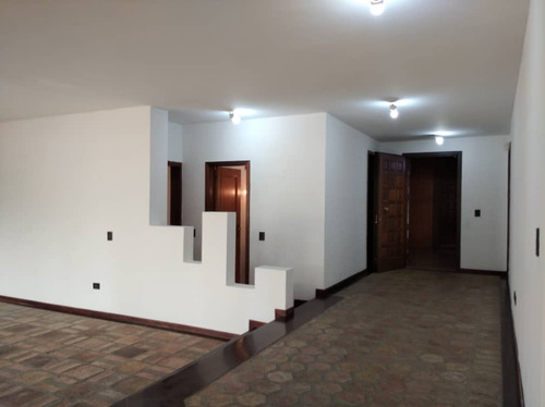 Imagen 12 de 17 de Apartamento Urb Los Mangos , Carlos Tona , 04129305244, Código: Ata-913