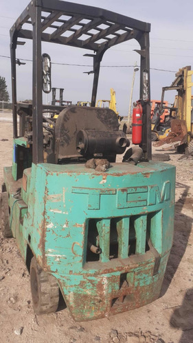 Imagen 2 de 18 de Autoelevador Diesel Tcm 2tn Motor Isuzu Envios Al Pais