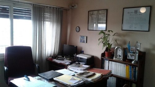 Imagen 4 de 11 de Departamento En Venta En Moron Centro