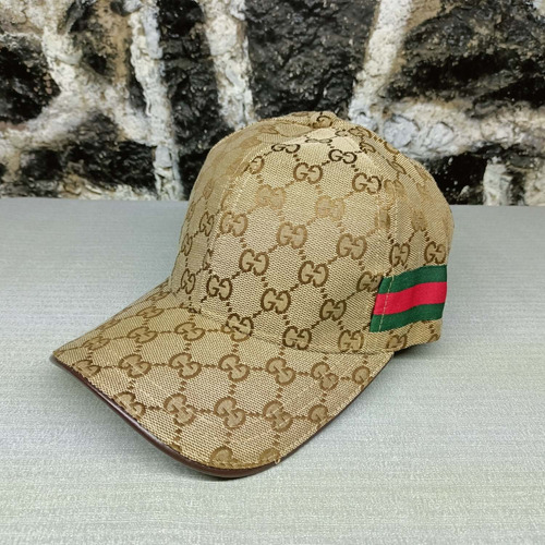 Gorra Gucci Clásica Dorada