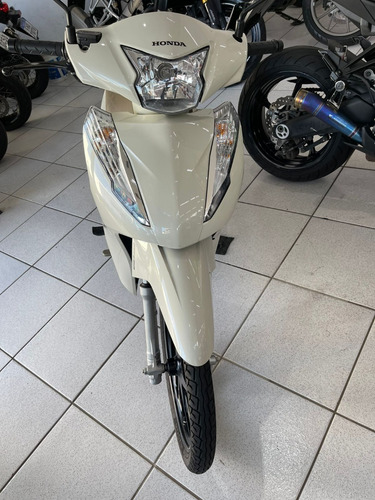 Imagem 2 de 6 de Honda Biz 125 2022