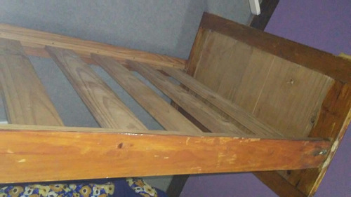 Cama Una Plaza Usada Madera