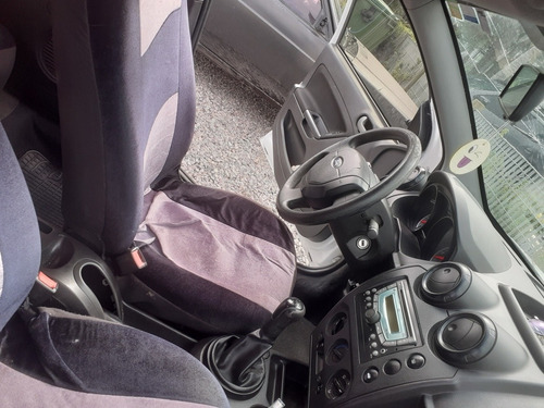 Ford Fiesta 1.6 Max One Ambiente Plus 98cv 2014