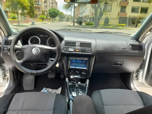 Volkswagen Jetta 2.0 Trendline