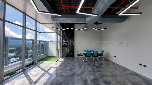 LG Alquila Oficina De Lujo Moderna Recién Remodelada A Estrenar En La Torre Cfm De La Urb. Las Mercedes