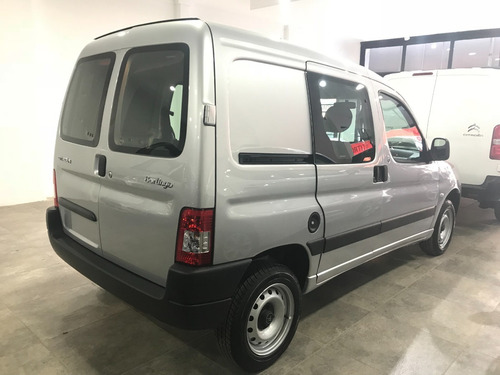 Imagen 3 de 24 de Berlingo Furgon Mixta Nafta 0 Km