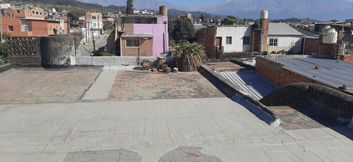 Imagen 17 de 19 de Remax Noa Ii Vende Ph B° Mariano Moreno 115m2