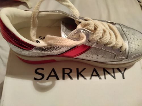 Zapatillas Sarkany Mujer 40 (Usado)