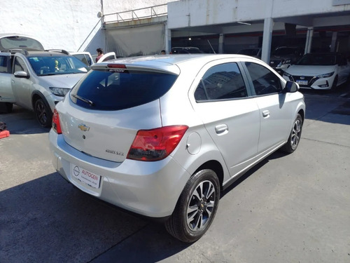 Imagen 5 de 15 de Chevrolet Onix 1.4 Ltz