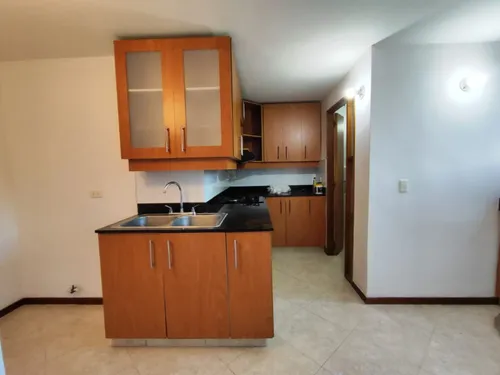 Apartamento En Arriendo En Castropol. Cod A16730