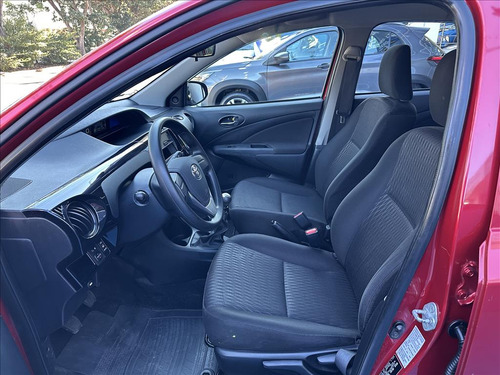 Toyota Etios 1.3 X 16V FLEX 4P MANUAL