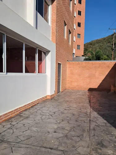 Res Areska, Urb. Manantial