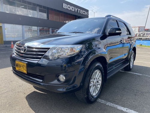 Imagen 4 de 25 de Toyota Fortuner 27l 2013