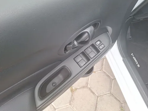 Nissan Versa V-DRIVE TM AC