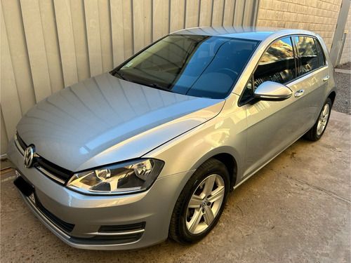 Volkswagen Golf 1.6 Trendline