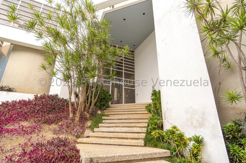 Imagen 27 de 27 de Ls Vende Apartamento Colinas De Valle Arriba