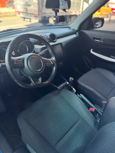 Suzuki Swift 2022 Hibrido