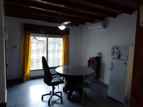 Venta Casa 3 Amb C/coch Patio Parrilla Apto Cred