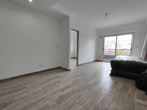 Departamento De 2 Ambientes En Venta Villa Raffo