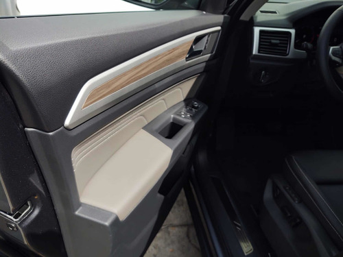 Imagen 9 de 15 de Volkswagen Teramont 2021 3.6 V6 Comfortline Plus