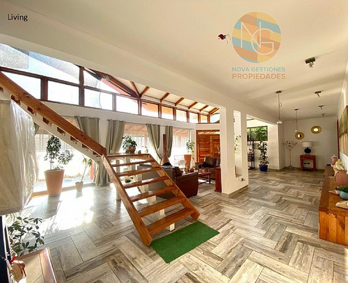 Casa En La Florida, 1000 M2 De Terreno, 350 M2 Construidos.