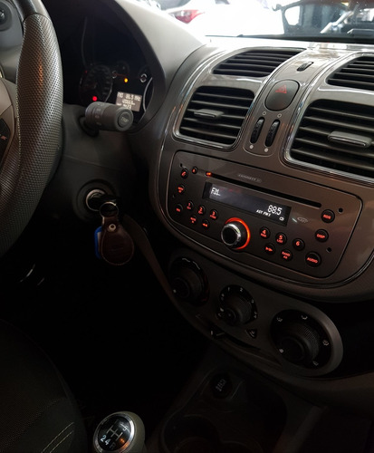 Fiat Grand Siena 1.6 Mpi Essence 16v Flex 4p Manual