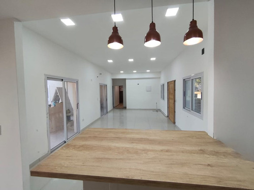 Casa 3 Dormitorios Alquiler Praderas San Lorenzo