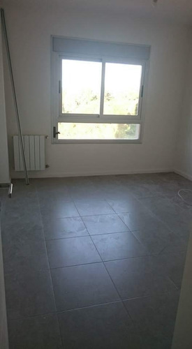 Imagen 5 de 12 de Vendo Departamento Dos Dormitorios. Milenica Iv