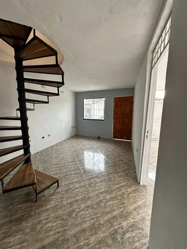 Em Casa En Venta En Caneyes