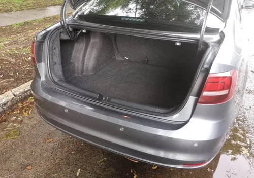 Volkswagen Jetta 2.0 Tiptronic At