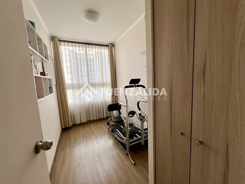 Departamento En Venta De 3 Dorm 2 Bañ 1 E 1 B. Metro Lo Vial