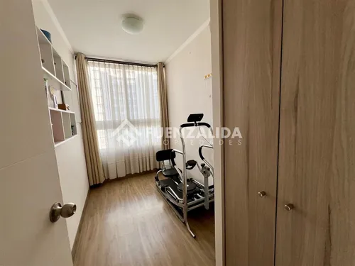 Departamento En Venta De 3 Dorm 2 Bañ 1 E 1 B. Metro Lo Vial
