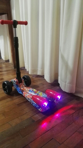 Scooter  Bota Humo Para Niños