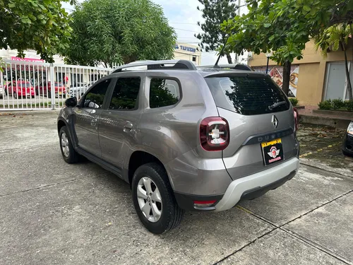 Renault Duster 1.3 Intense Cvt
