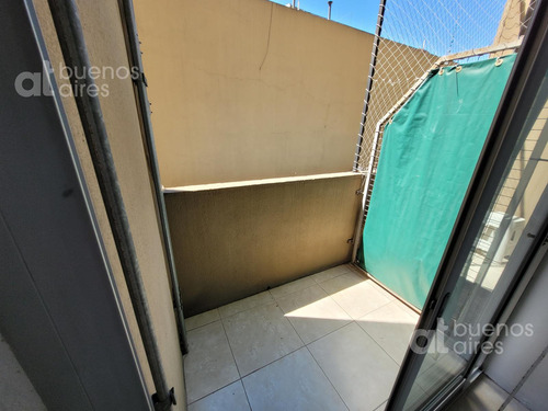 Departamento En Duplex Con Balcón Y Pileta En Boedo En Alquiler Temporario